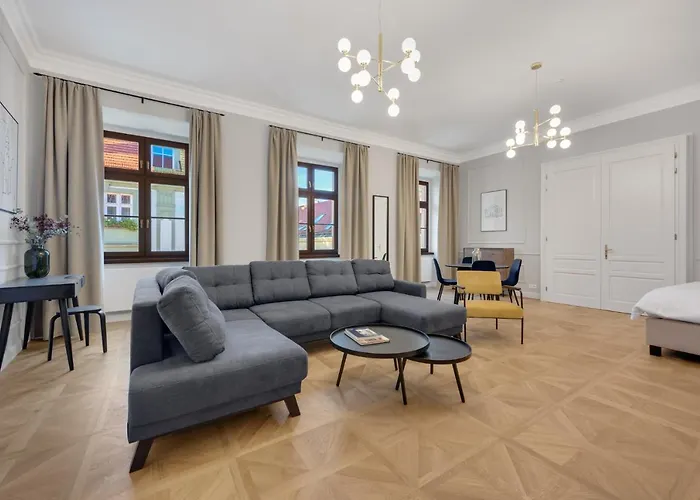 Palace Apartments